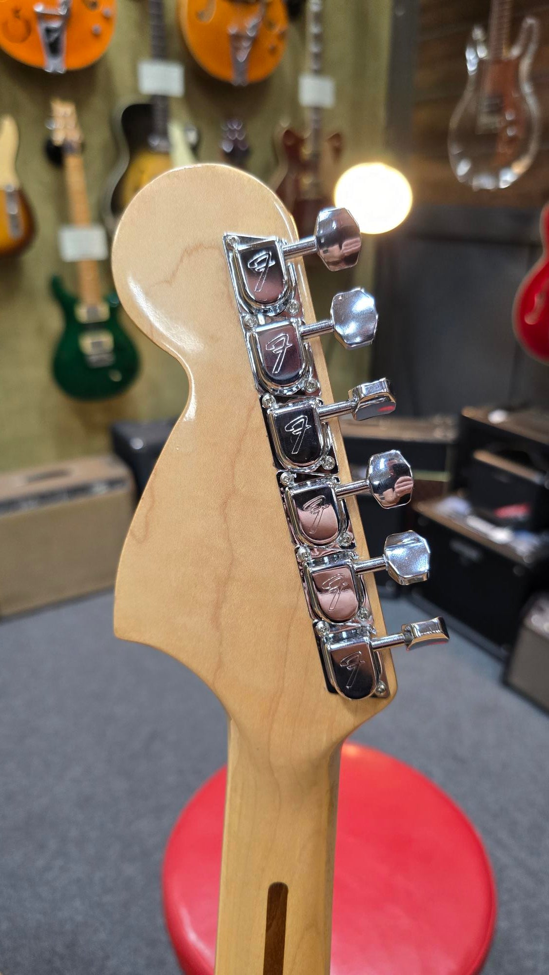 1973 Fender Stratocaster 3 Tone Sunburst Electric Guitar W/Og Case