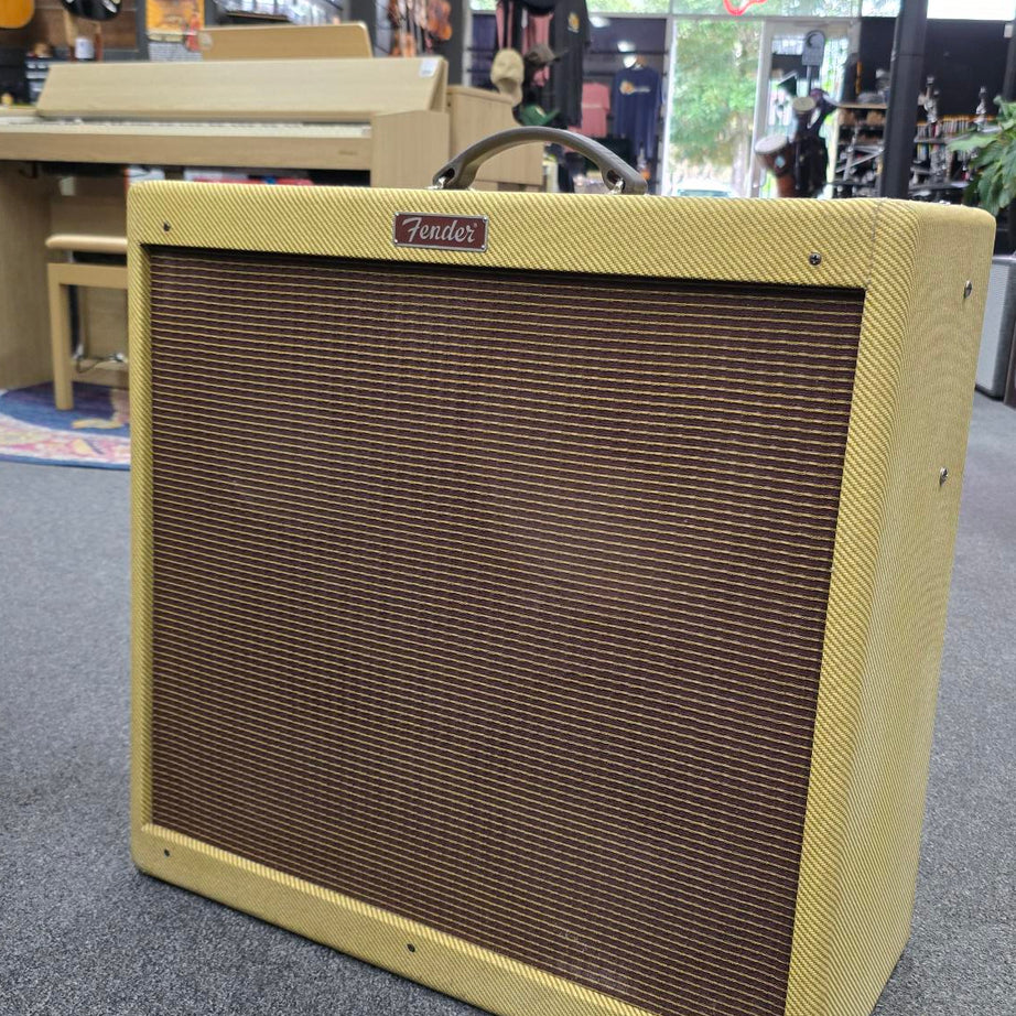 Fender Blues Deville 4x10 Tweed Guitar Amplifier (Pre-Owned)