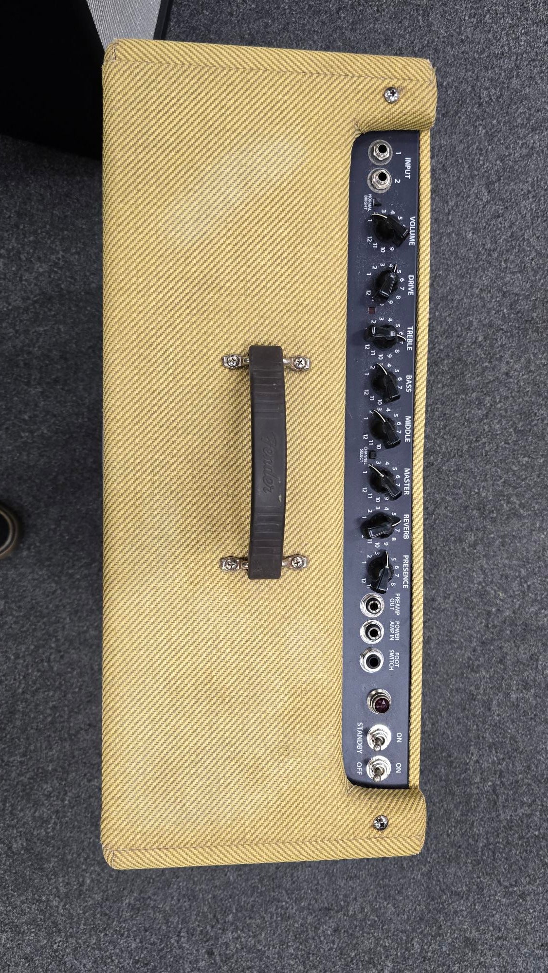 Fender Blues Deville 4x10 Tweed Guitar Amplifier (Pre-Owned)