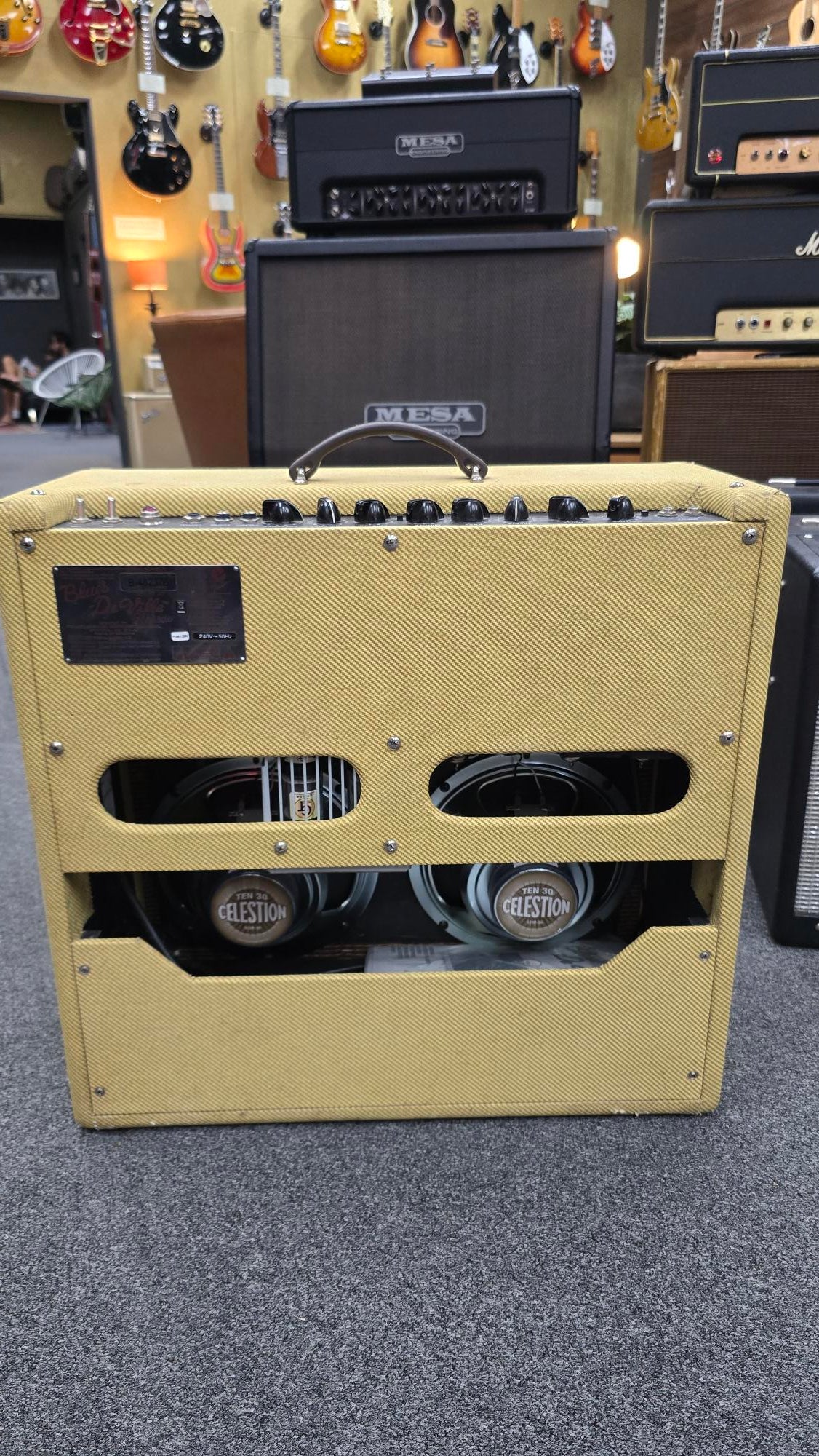 Fender Blues Deville 4x10 Tweed Guitar Amplifier (Pre-Owned)