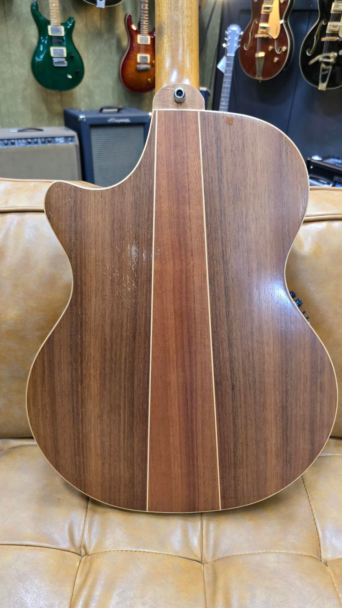 Cole Clark Angel 2 Acoustic/Electric Guitar W/Case (Pre-Owned)