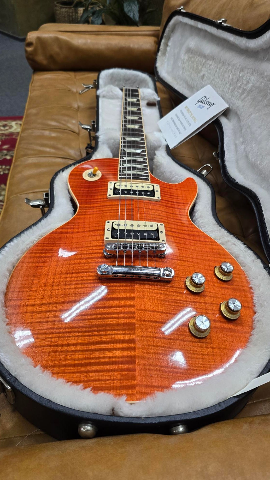 2013 Gibson Slash Signature Les Paul 'VERMILLION" Guitar W/Case (Pre-Owned)