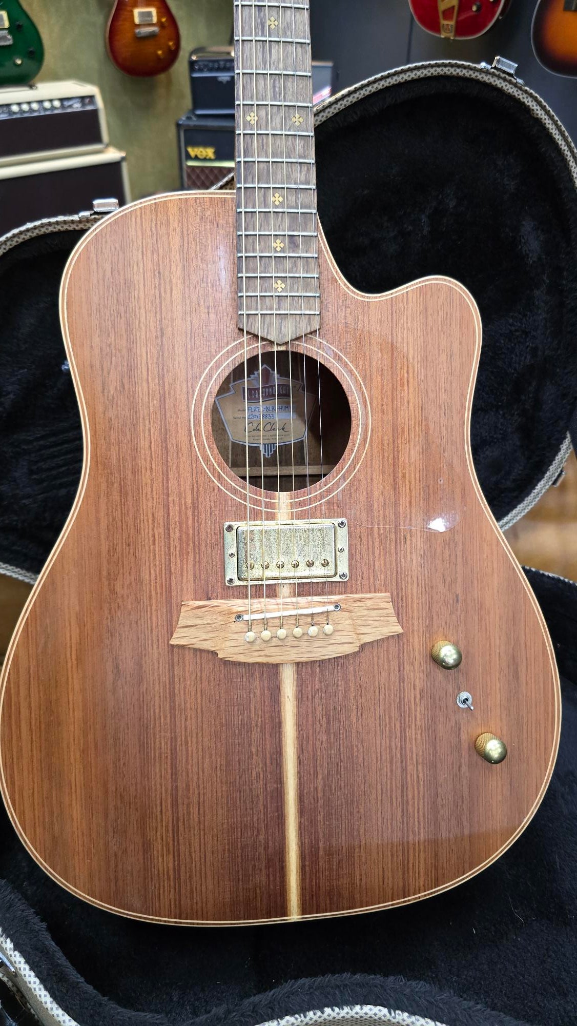 Cole Clark Fat Lady 2 Humbucker Acoustic/Electric Guitar W/case (Pre-Owned)