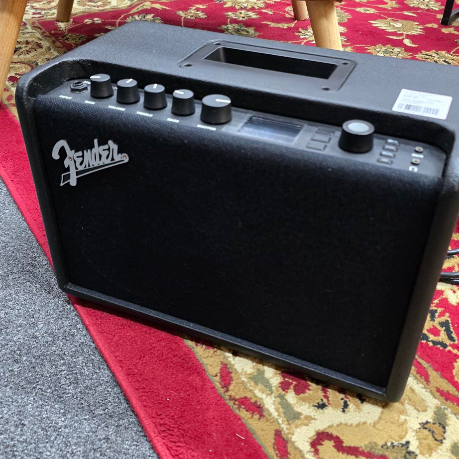 Fender Mustang GT40 amplifier (preowned)