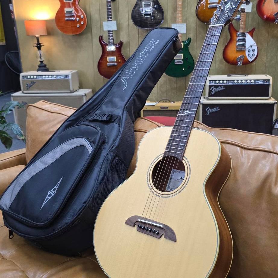 Alvarez ALJ2E Acoustic Electric Guitar W/Bag (Pre-Owned)