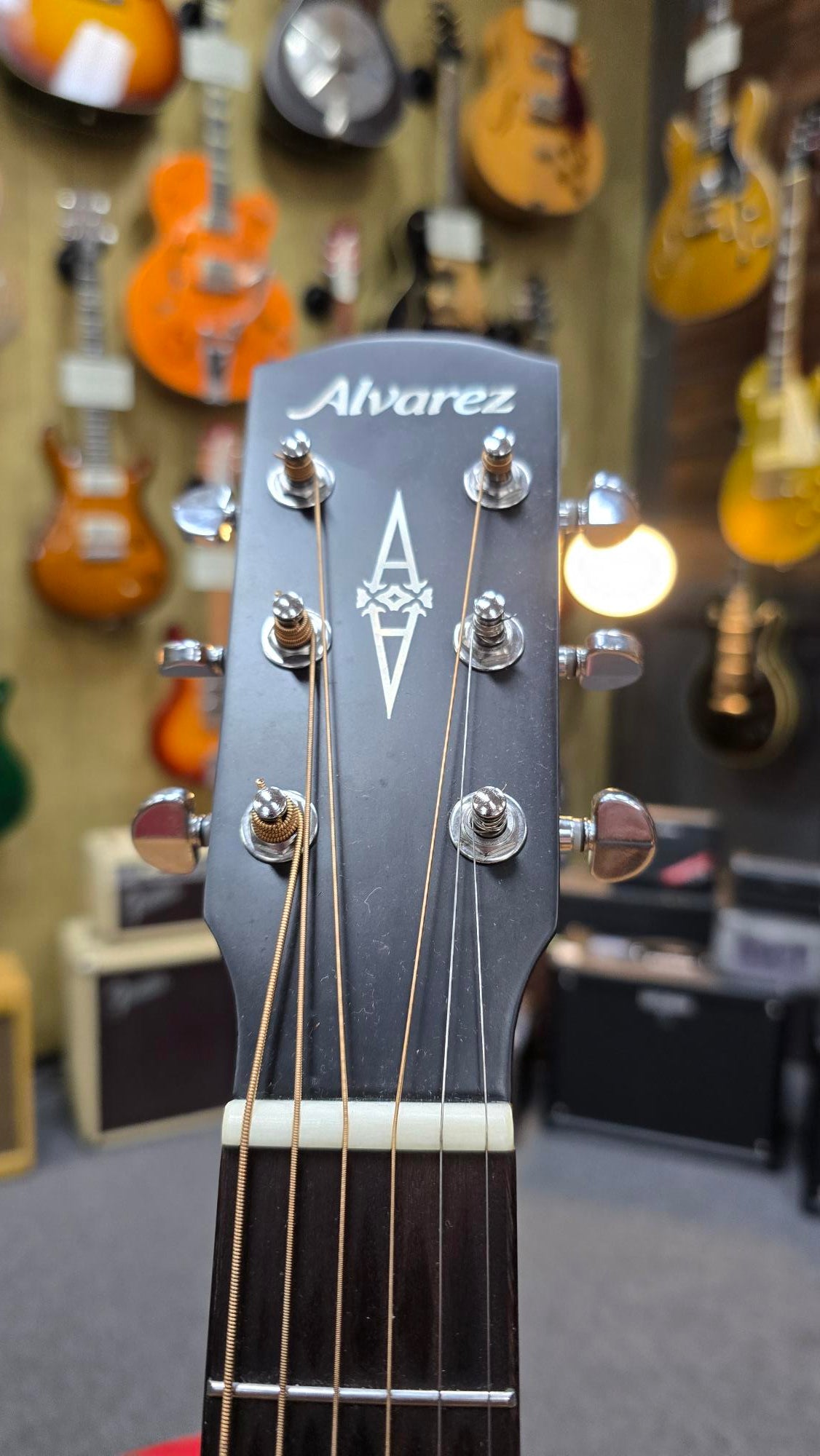 Alvarez ALJ2E Acoustic Electric Guitar W/Bag (Pre-Owned)