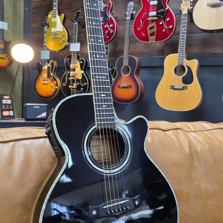 Tanglewood TW49 Black Gloss All solid timbers Acoustic/Electric Guitar W/Case (Pre-Owned)