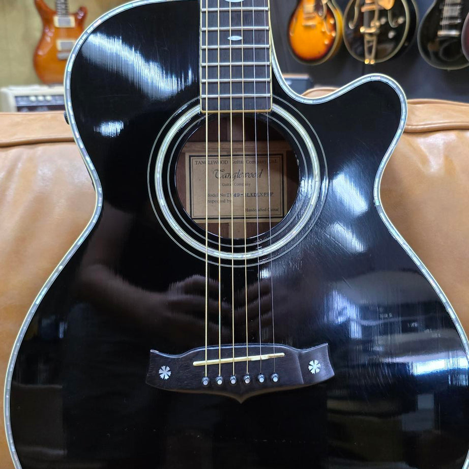 Tanglewood TW49 Black Gloss All solid timbers Acoustic/Electric Guitar W/Case (Pre-Owned)