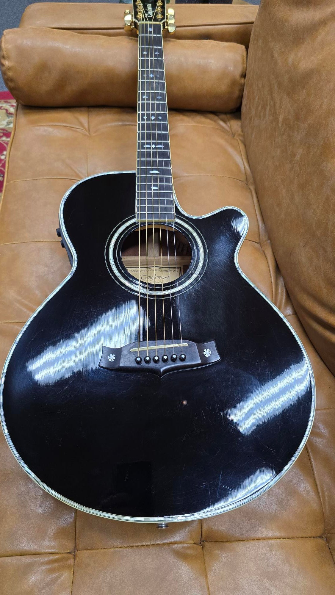 Tanglewood TW49 Black Gloss All solid timbers Acoustic/Electric Guitar W/Case (Pre-Owned)