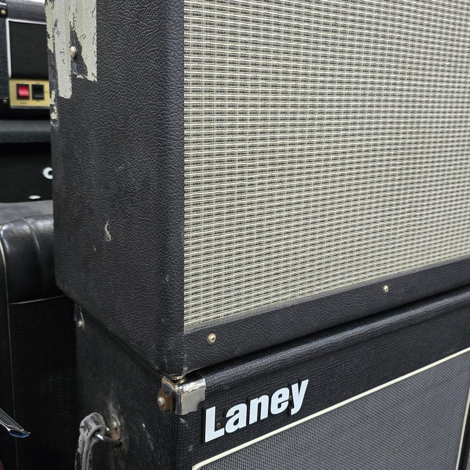 Fender Hot Rod Deluxe Guitar Amplifier w/fswitch with Laney 12" Speaker Cab (Pre-Owned)
