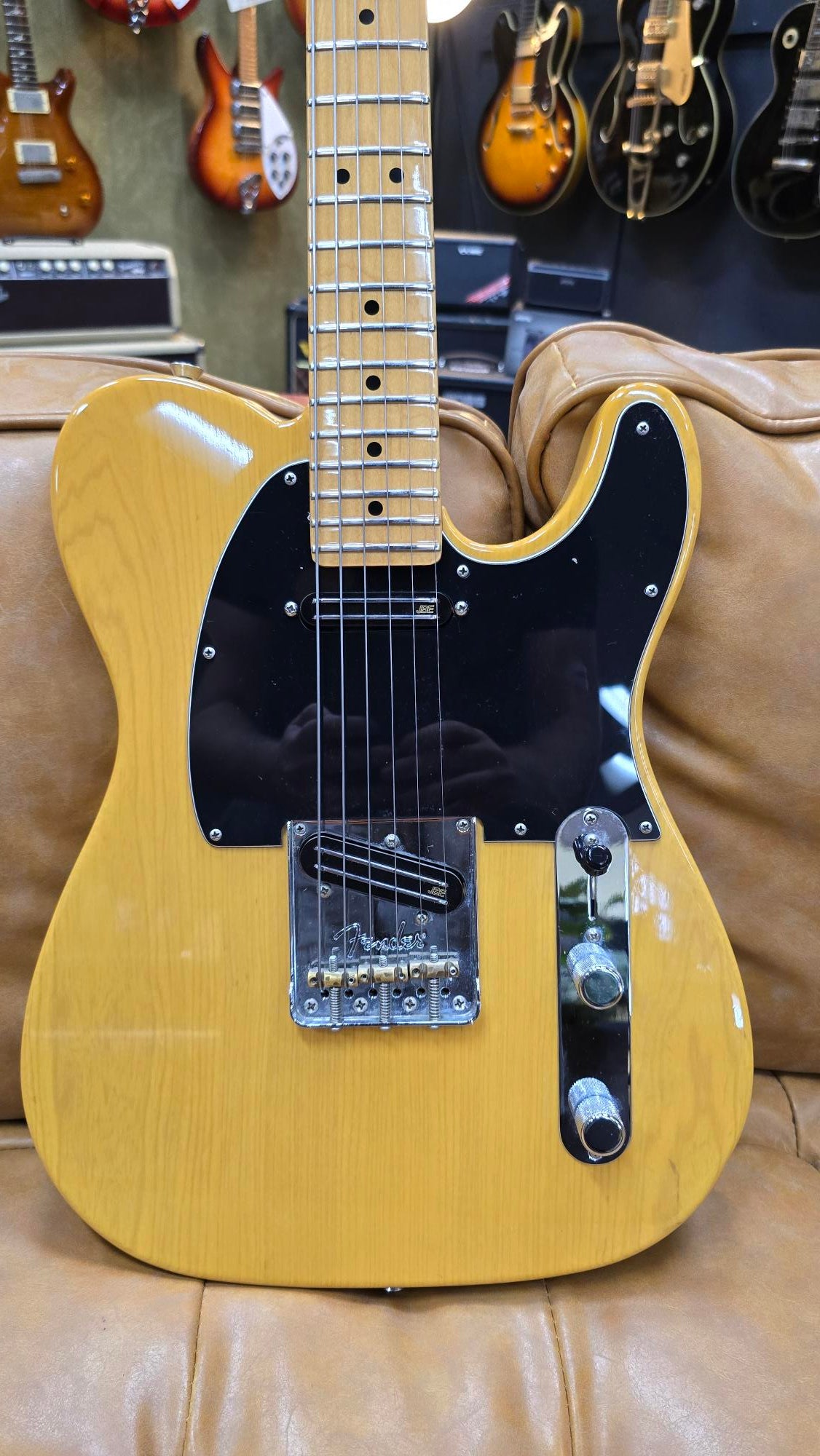 2017 USA Fender Telecaster Electric Guitar Upgraded Pickups W/Case (Pre-Owned)