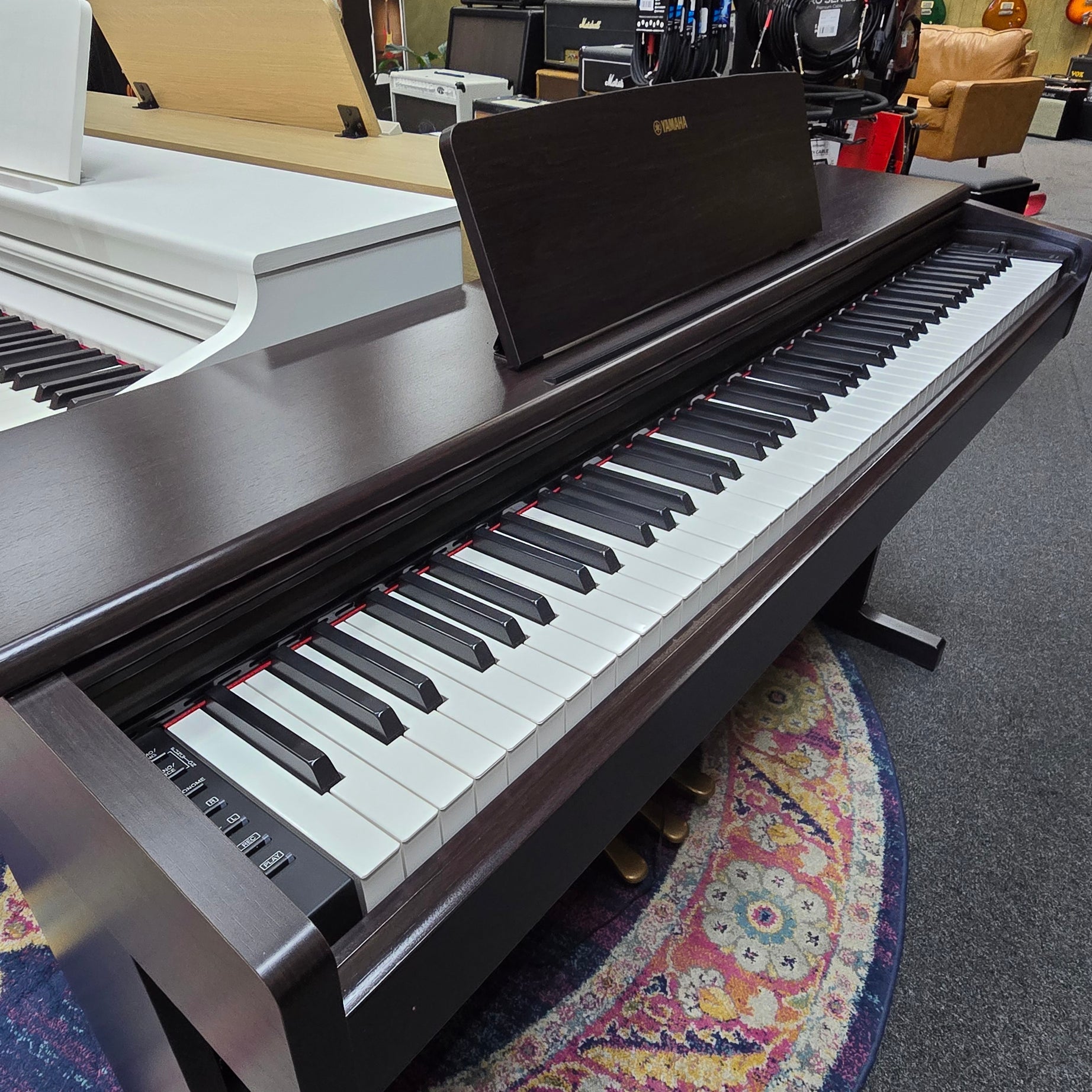 Yamaha ARIUS YDP144 Rosewood Finish Digital Piano Weighted Key (Pre-Owned)