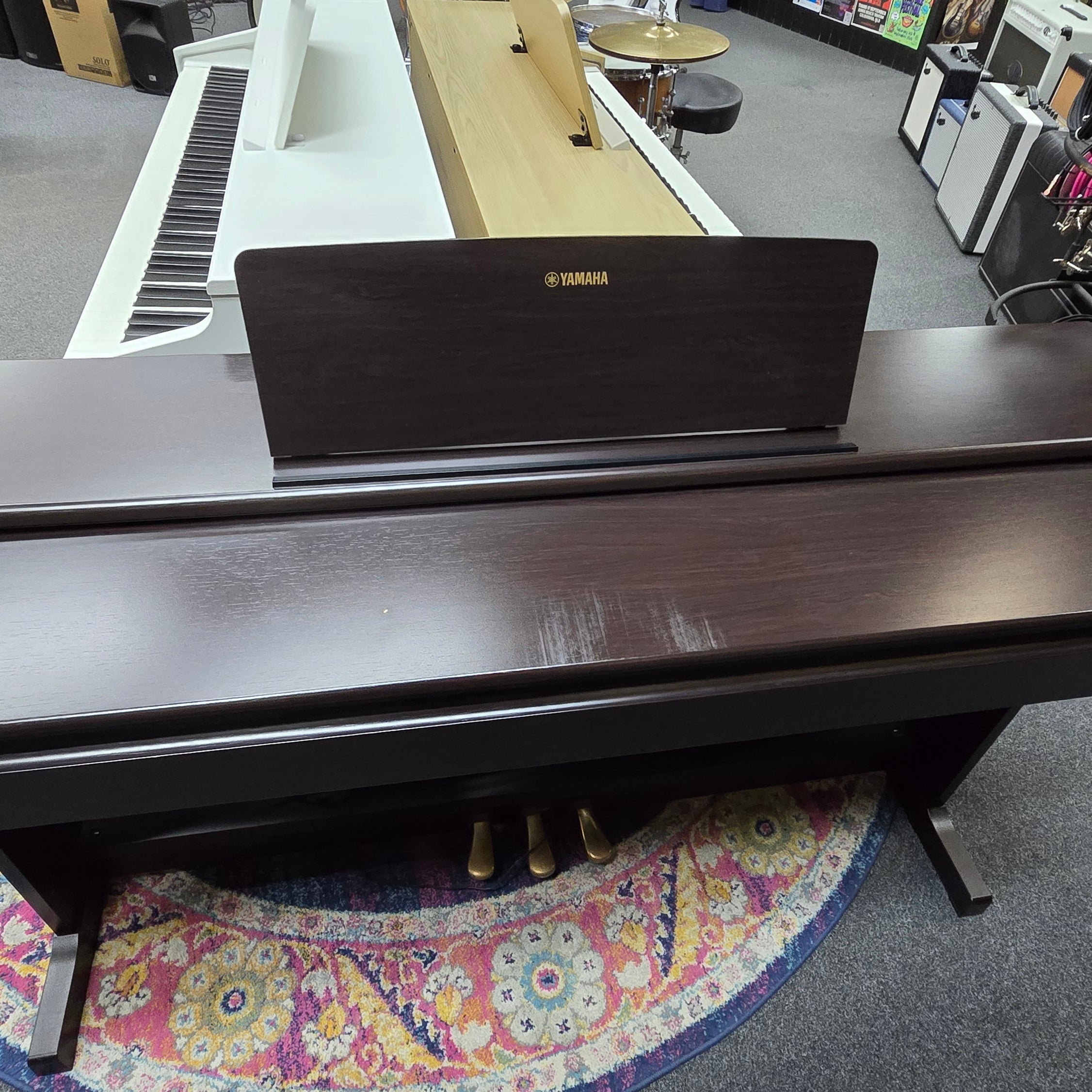 Yamaha ARIUS YDP144 Rosewood Finish Digital Piano Weighted Key (Pre-Owned)
