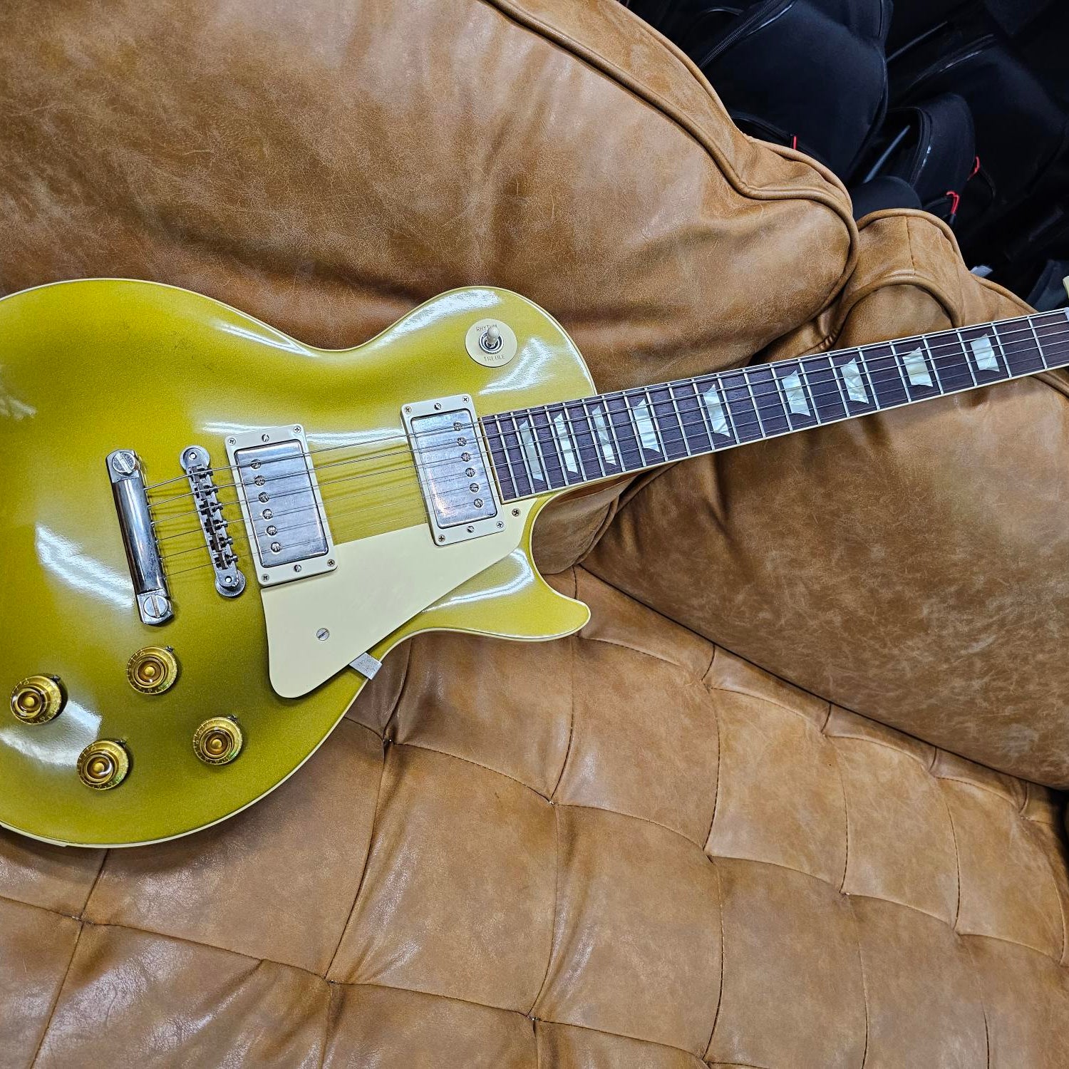 GIBSON LES PAUL GOLDTOP R7 ELECTRIC GUITAR (Pre-Owned) W/Case