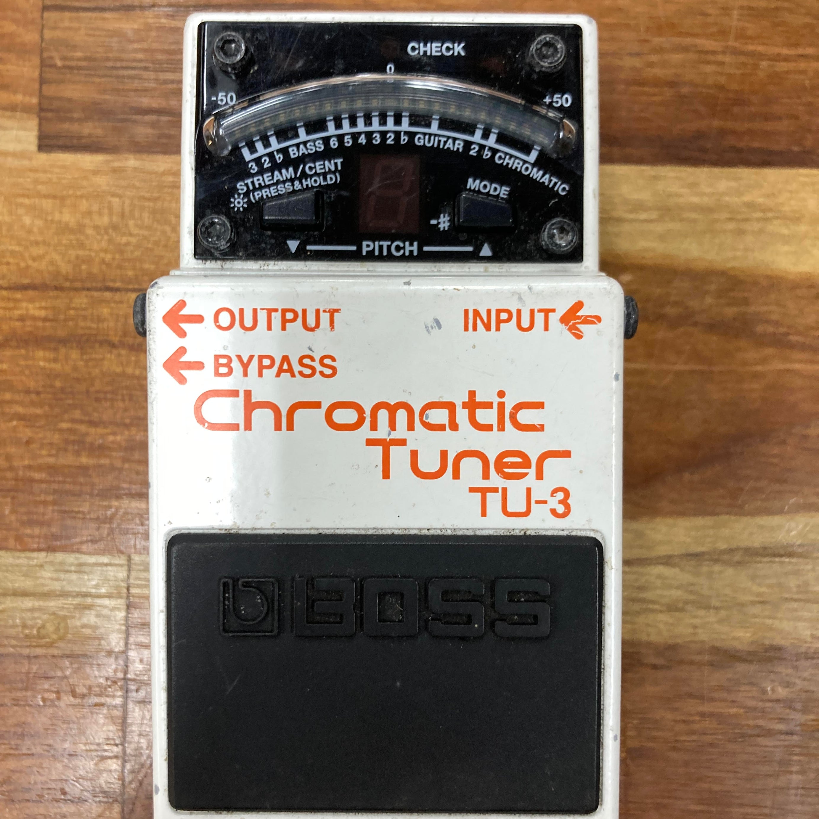 BOSS Chromatic Tuner TU-3 (Pre-owned)