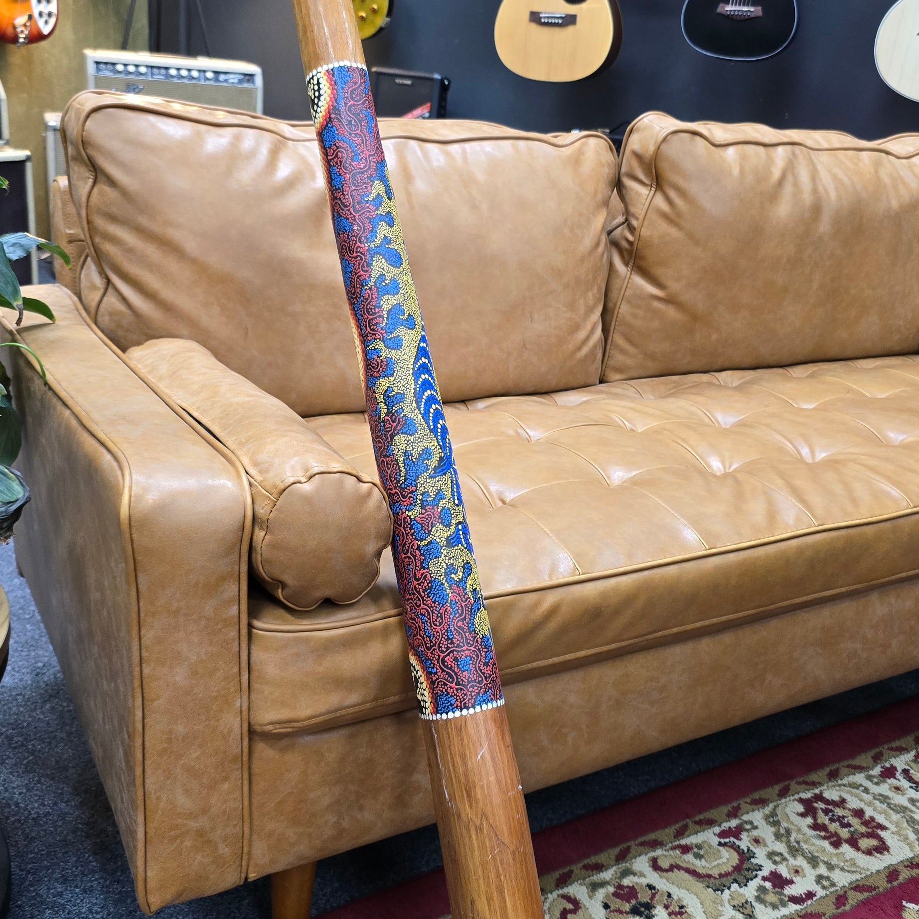 Large Natural Hardwood Didgeridoo (Preowned)