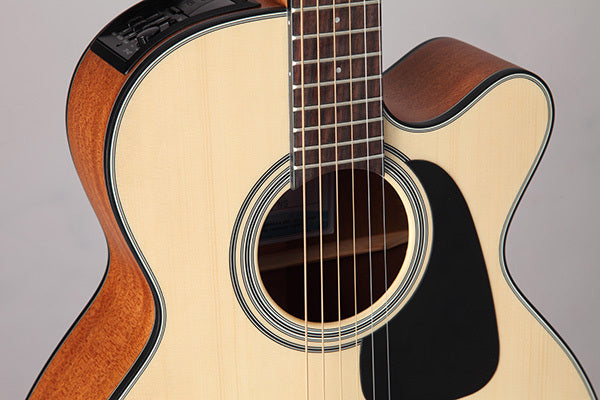 Takamine G Mini Series AC/EL "Takamini" acoustic Guitar with Cutaway in Natural Satin Finish