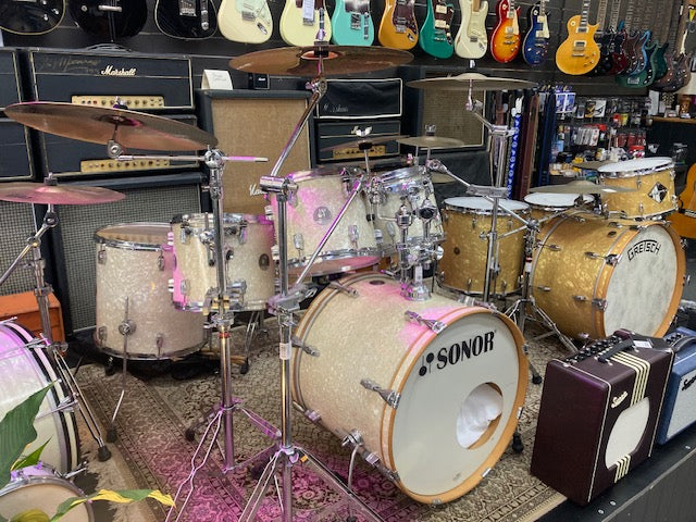 Sonor Special Edition 6 Piece Drum Kit Pearl white W/hardware,Cymbals & Stool (Pre-Owned)