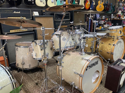 Sonor Special Edition 6 Piece Drum Kit Pearl white W/hardware,Cymbals & Stool (Pre-Owned)