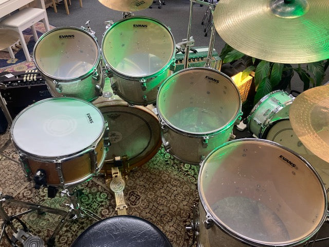 Sonor Special Edition 6 Piece Drum Kit Pearl white W/hardware,Cymbals & Stool (Pre-Owned)