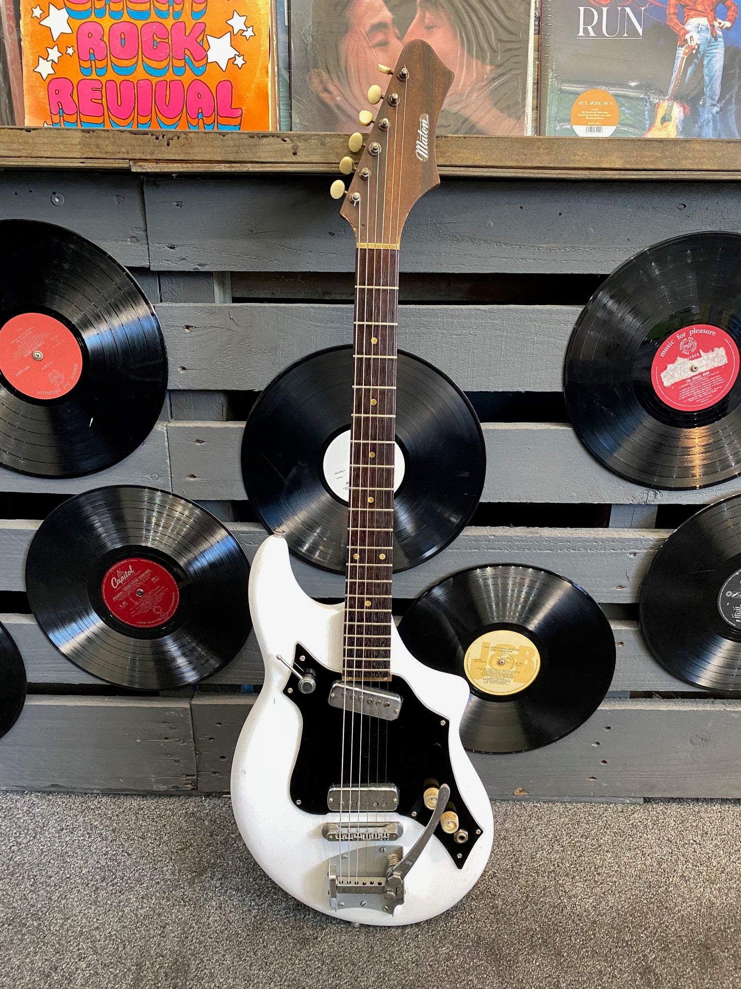 Maton Electric Guitrar Vintage Music at Noosa