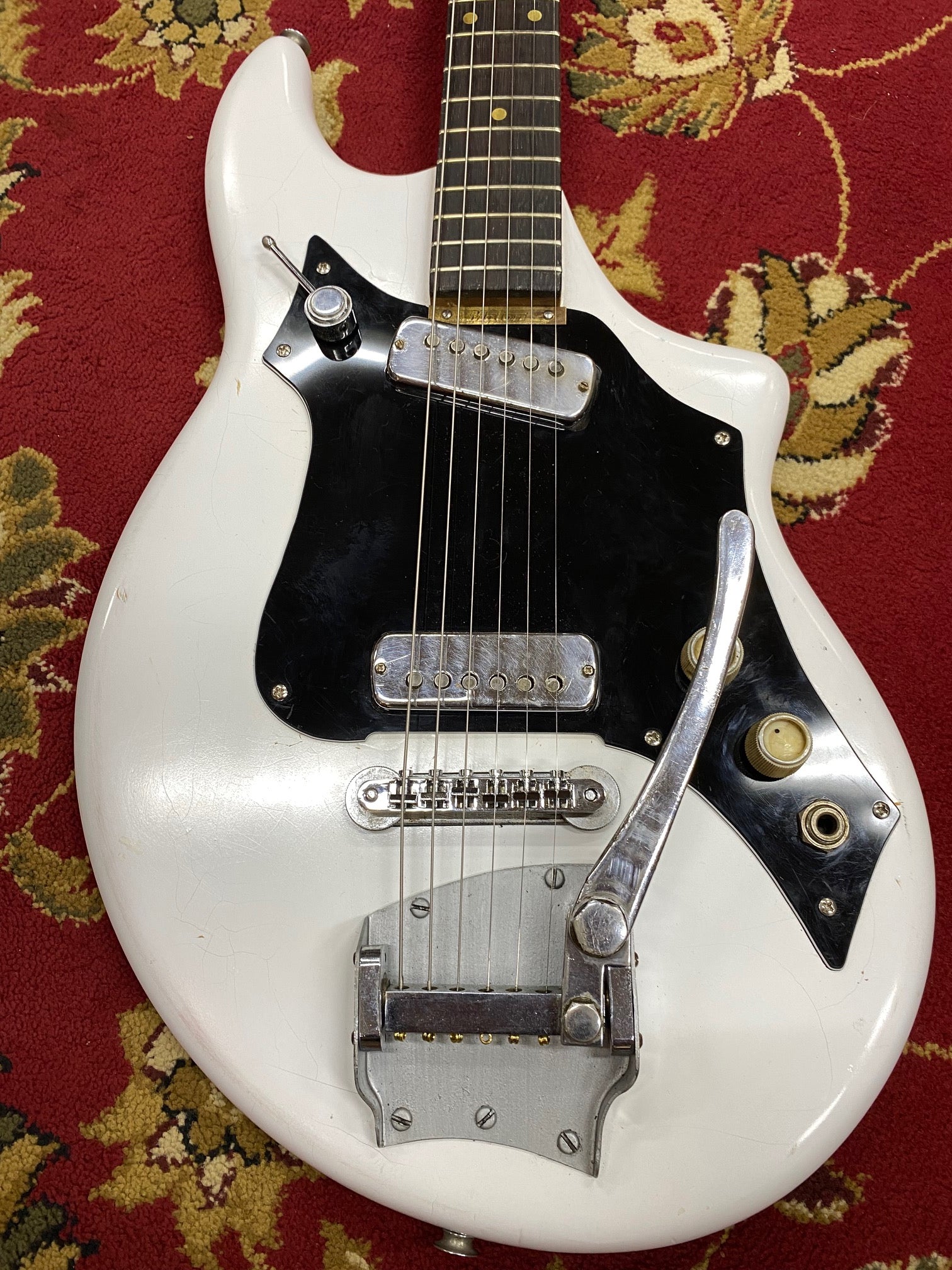 MATON FLAMINGO ELECTRIC 1963-1964 WITH H/CASE