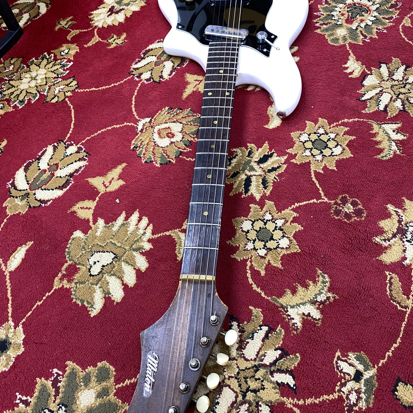 MATON FLAMINGO ELECTRIC 1963-1964 WITH H/CASE