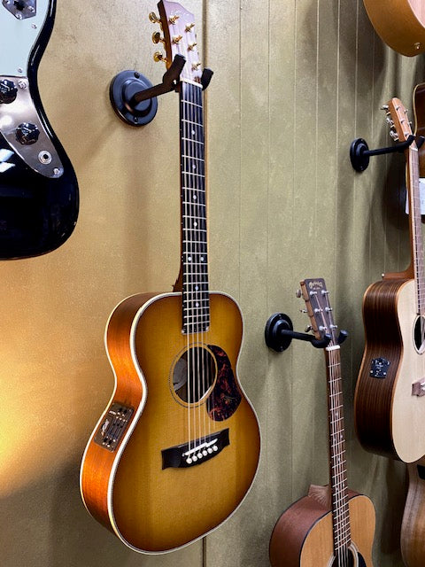 ON HOLD - Mini Maton Diesel Acoustic in Hardcase
