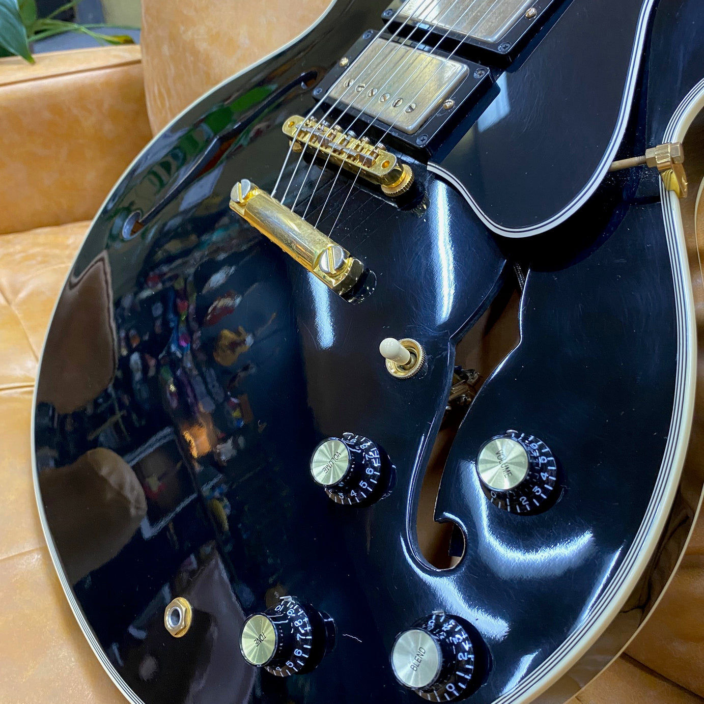 2018 Gibson Memphis ES-355 Limited 3 pickup Black Beauty w/ case  Sunbear pickups