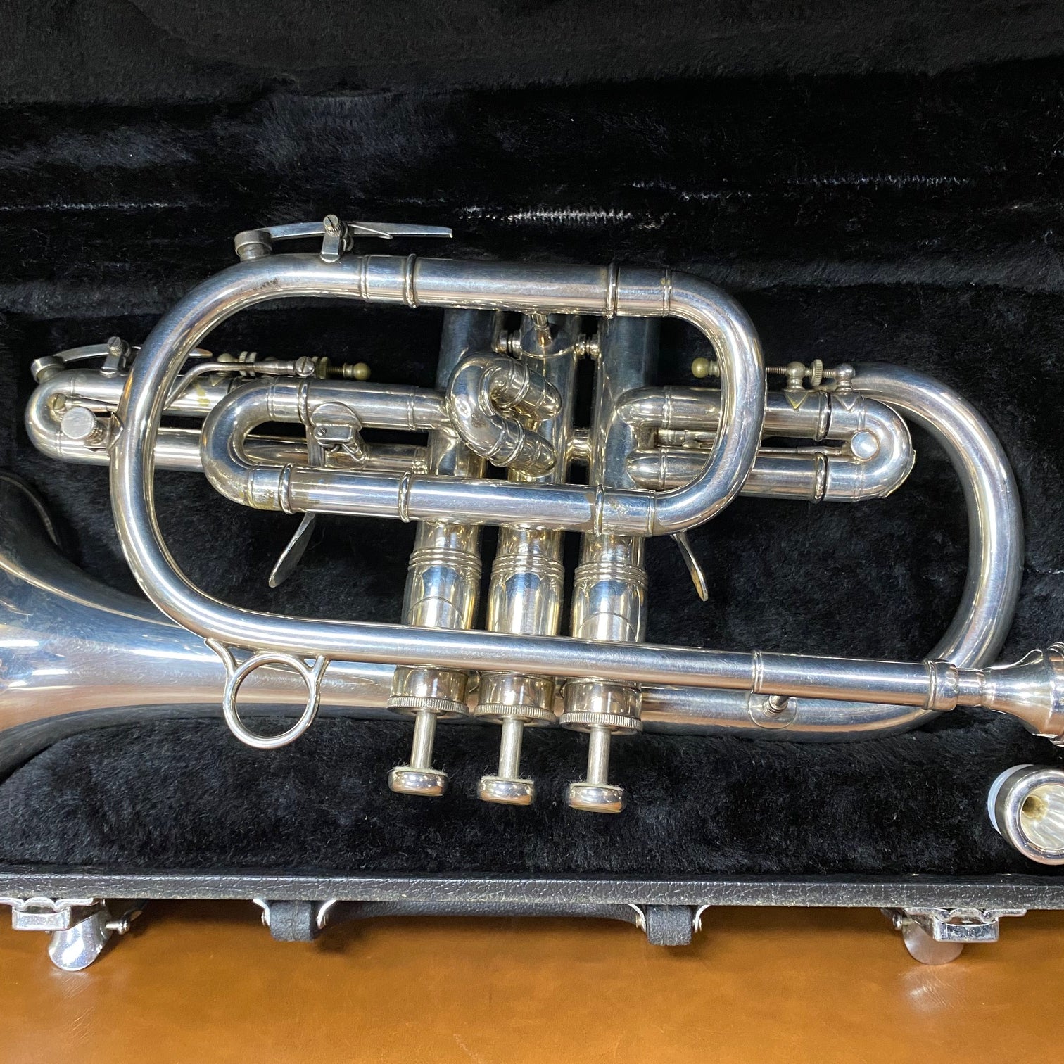 Boosy and Hawkes Sovereign 921 Cornet in case and extra mouthpiece