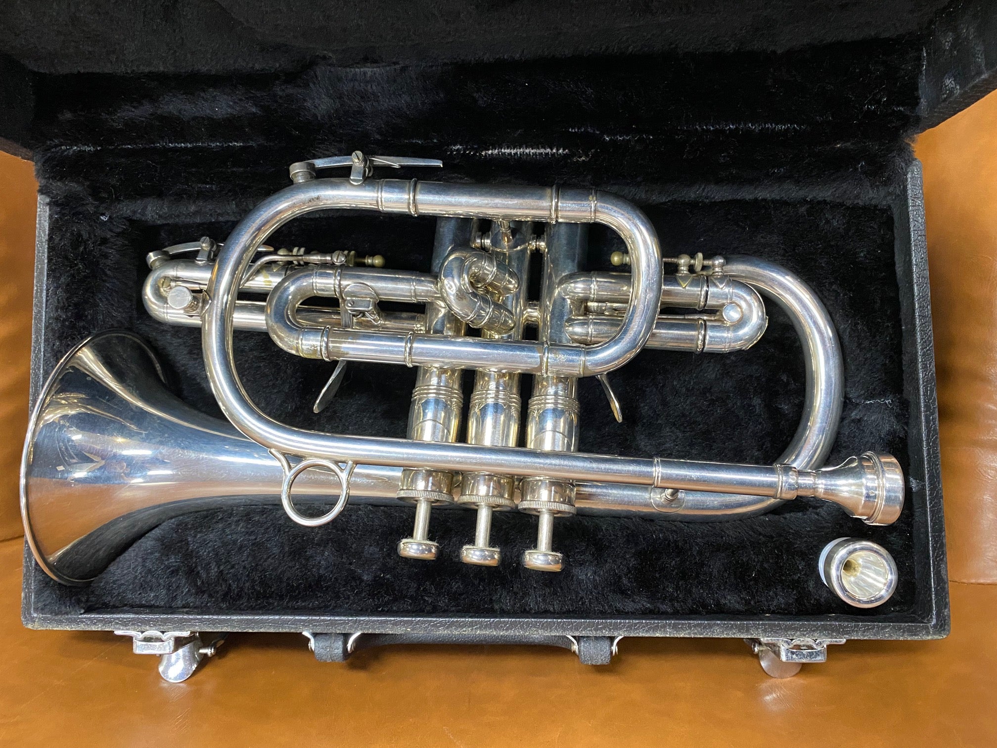 Boosy and Hawkes Sovereign 921 Cornet in case and extra mouthpiece