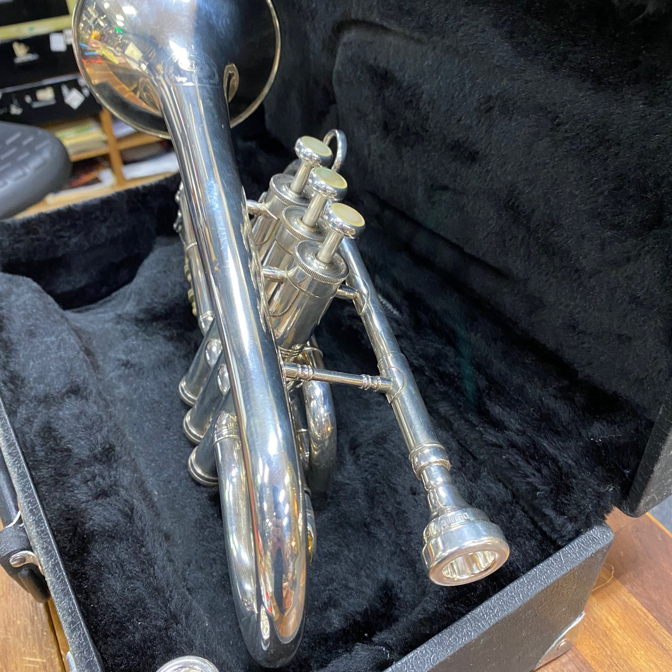 Boosy and Hawkes Sovereign 921 Cornet in case and extra mouthpiece