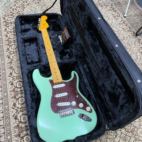 Fender 57 AVRI Stratocaster Surf Green with Bonamassa "Bonnie" pick-ups and case