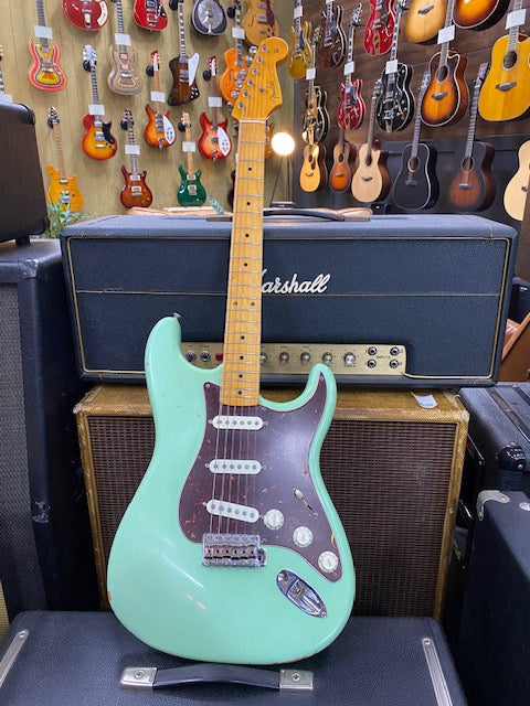 Fender 57 AVRI Stratocaster Surf Green with Bonamassa "Bonnie" pick-ups and case