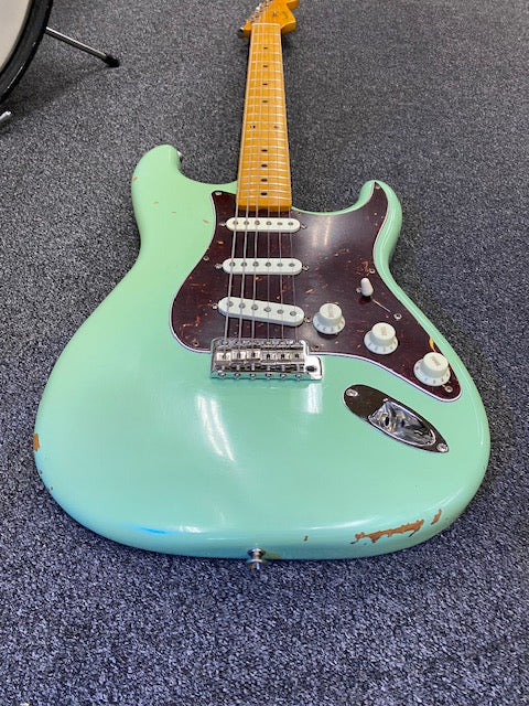 Fender 57 AVRI Stratocaster Surf Green with Bonamassa "Bonnie" pick-ups and case