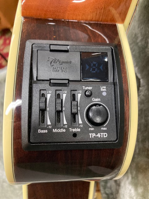 Takamine GN51CE Acoustic/Electric Guitar W/HCase (Pre-Owned)