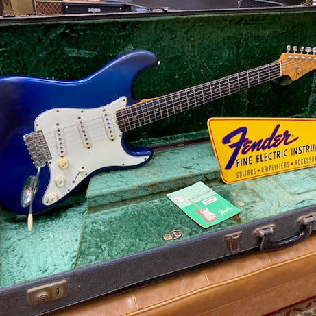 Fender Stratocaster 1964 Refin w/original Stamford case + manual