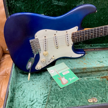 Fender Stratocaster 1964 Refin w/original Stamford case + manual