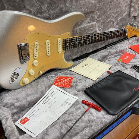 2021 Fender American Ultra II Stratocaster  Silver Sparkle (Pre-Owned)