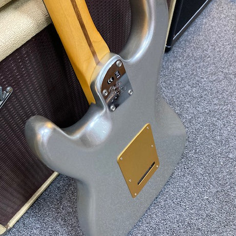 2021 Fender American Ultra II Stratocaster  Silver Sparkle (Pre-Owned)