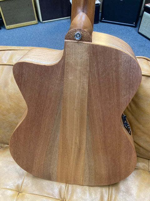 Cole Clark Studio Solid Bunya Top & Qld Maple Acoustic Electric Guitar w/ Cutaway inc Gig Bag