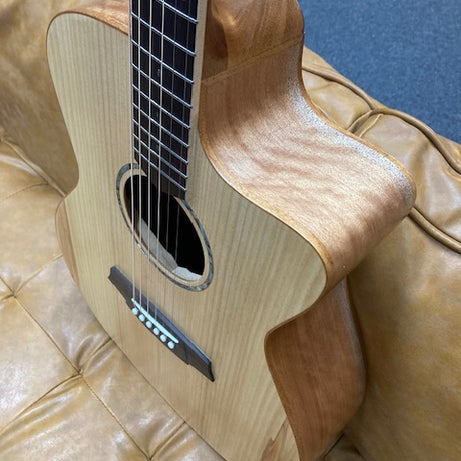 Cole Clark Studio Solid Bunya Top & Qld Maple Acoustic Electric Guitar w/ Cutaway inc Gig Bag