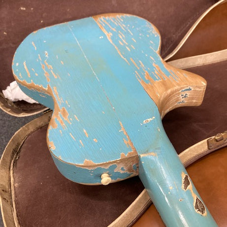 Magnatone Mark III 1956 electric guitar w/ original case