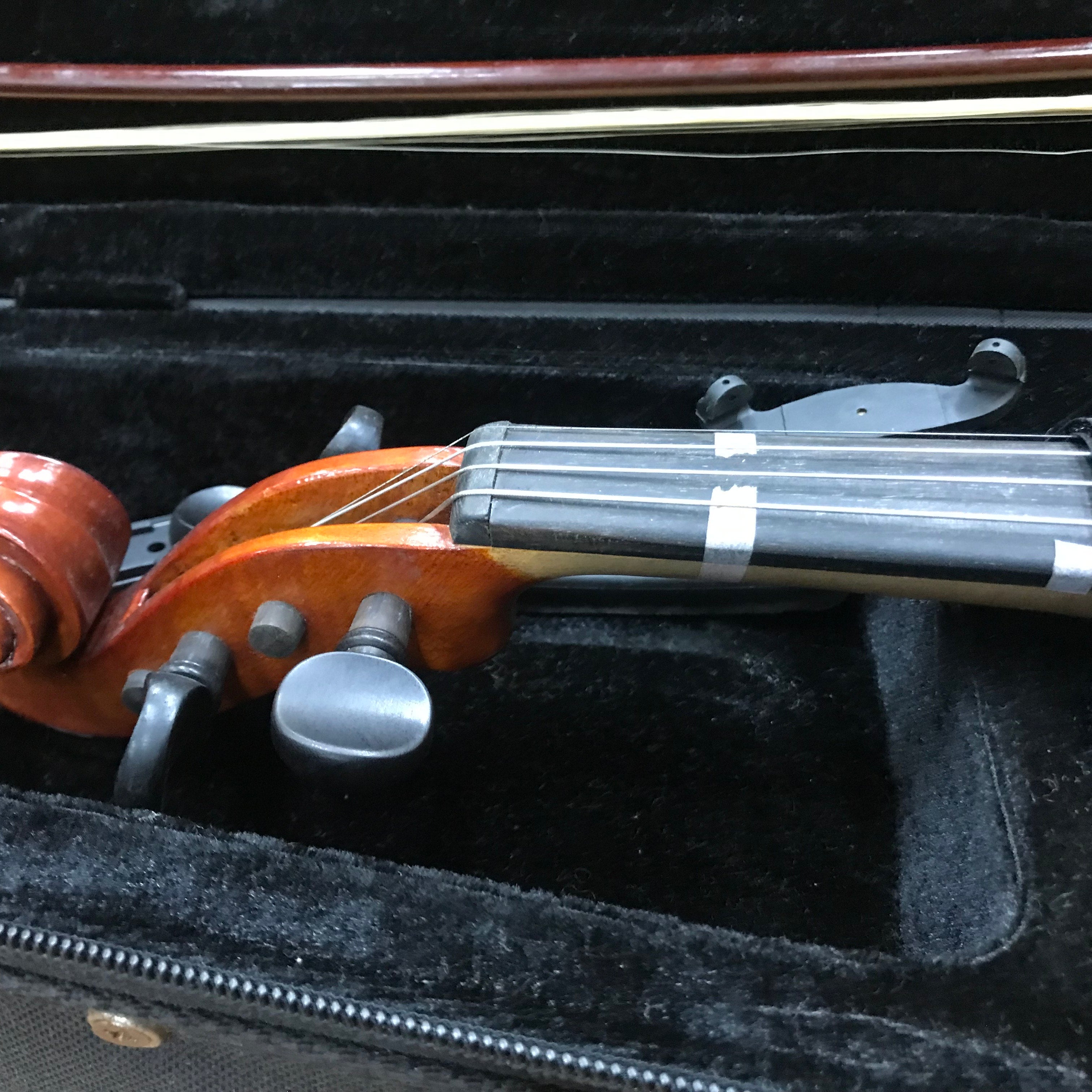 Steve Cook 4/4 Violin with Case (Preowned)
