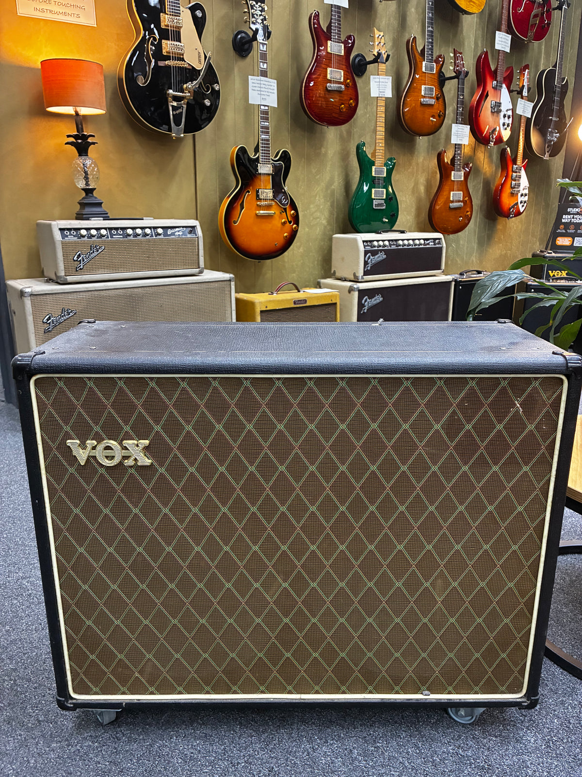 VOX 2x12 Cabinet (Pre-Owned)
