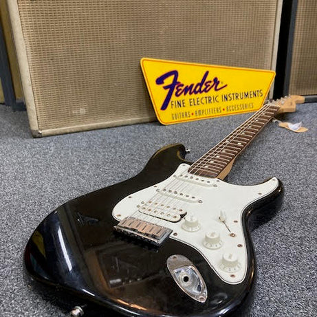 Fender Baritone Sub-sonic 2001 w/ hardcase