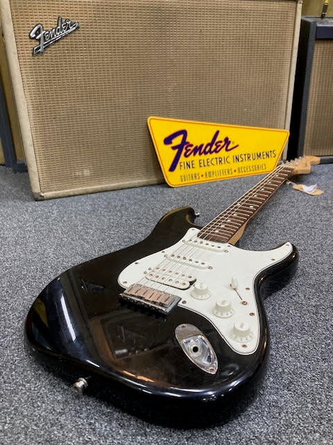 Fender Baritone Sub-sonic 2001 w/ hardcase