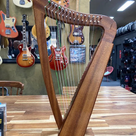 Opus 15-String Diatonic Wooden Harp in Natural Finish Bring Out Your Inner Cherub!