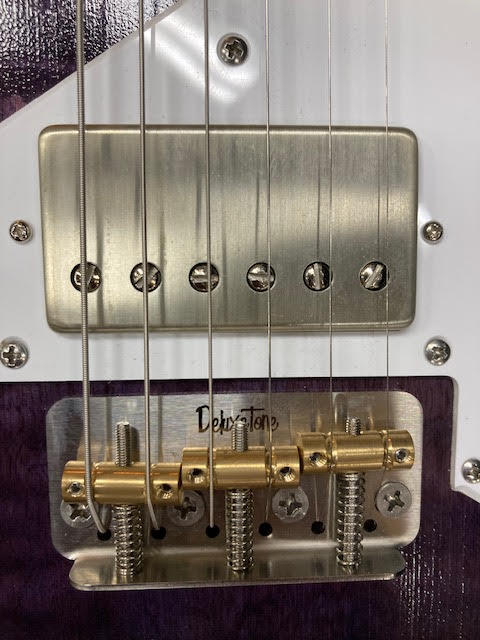 SOLD DeluxeTone Radiolette V2 custom made electric guitar