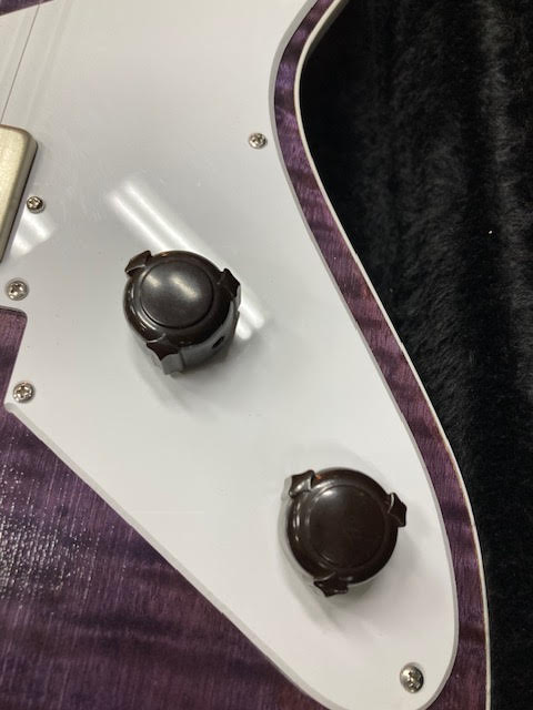 SOLD DeluxeTone Radiolette V2 custom made electric guitar